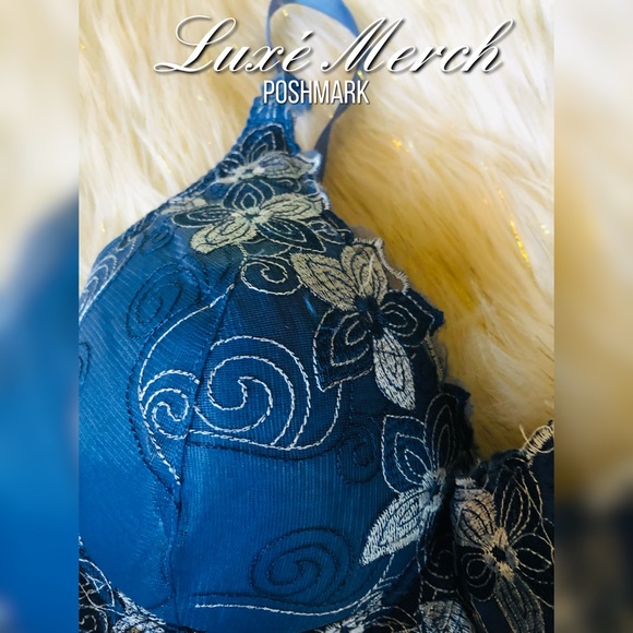 👙 Elegant Panty & Bra Set - Embroidered Stitching - Picture 7 of 7